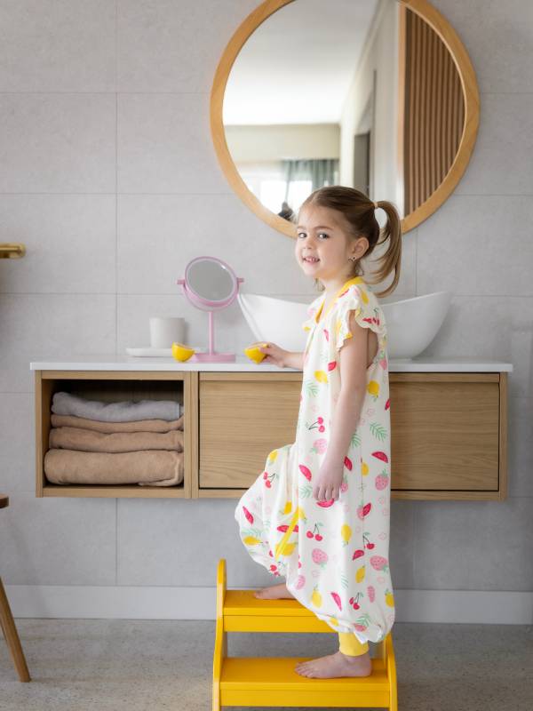 Vreća za spavanje sa nogavicama - dva sloja pamuka - bez rukava - dodatak za stopala - Voćkice - 1.0 TOG