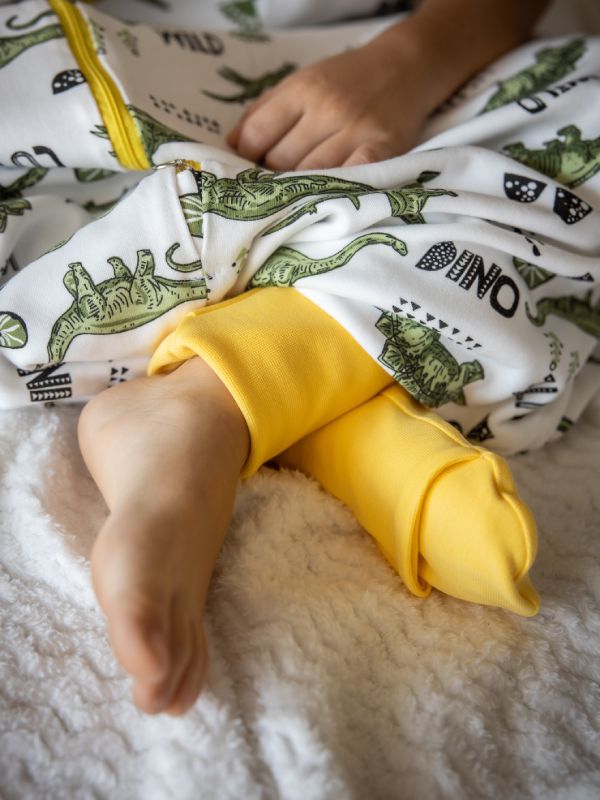 Vreća za spavanje sa nogavicama - dva sloja pamuka - bez rukava - dodatak za stopala - Dinosaurusi žuti