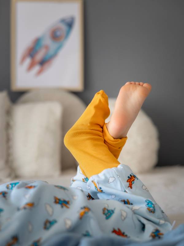 Vreća za spavanje sa nogavicama - dva sloja pamuka - skidajući rukavi - dodatak za stopala - Avioni - 1.0 TOG