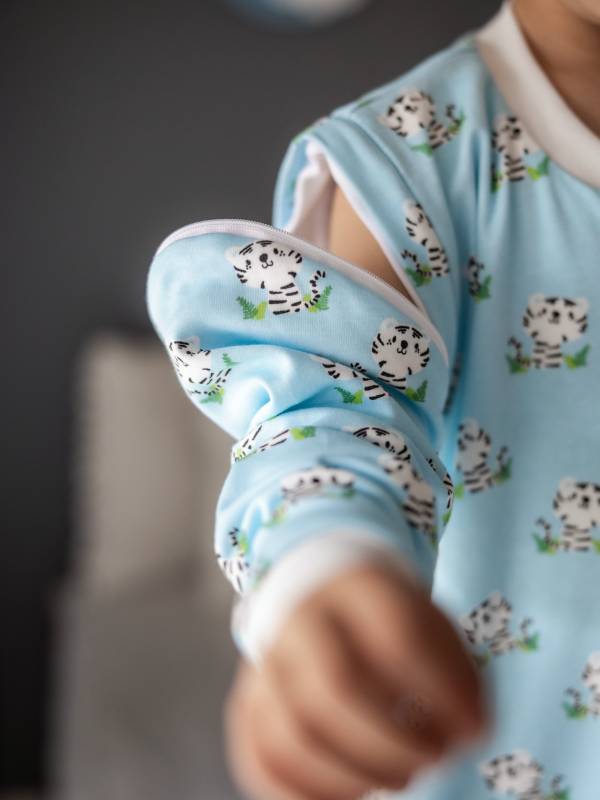 Vreća za spavanje sa nogavicama - dva sloja pamuka - skidajući rukavi - dodatak za stopala - Tigrići - 1.0 TOG