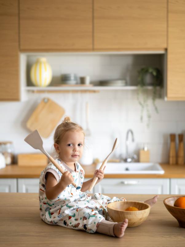 Liberina vreća za spavanje sa nogavicama - jedan sloj pamuka - bez rukava - dodatak za stopala - Dino skejt - 0.5 TOG